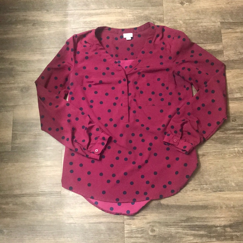 🆕 Maroon and black polka dot long sleeve blouse